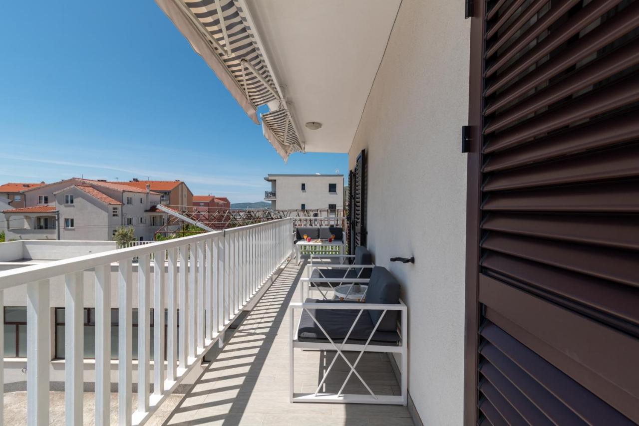 Apartmani Ville Vengo トロギール エクステリア 写真