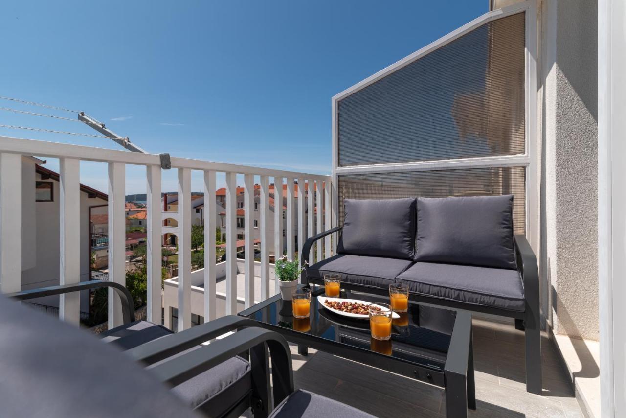Apartmani Ville Vengo トロギール エクステリア 写真