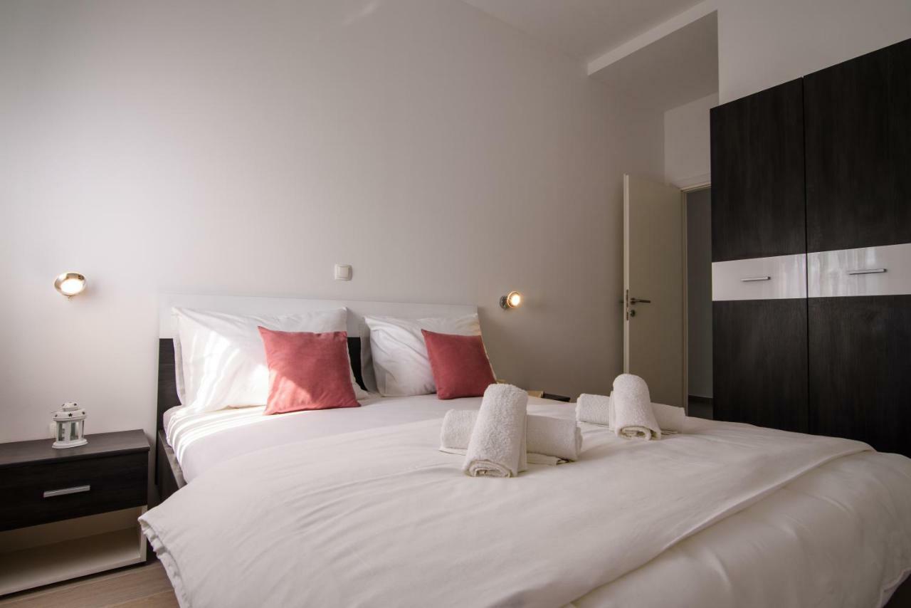 Apartmani Ville Vengo トロギール エクステリア 写真